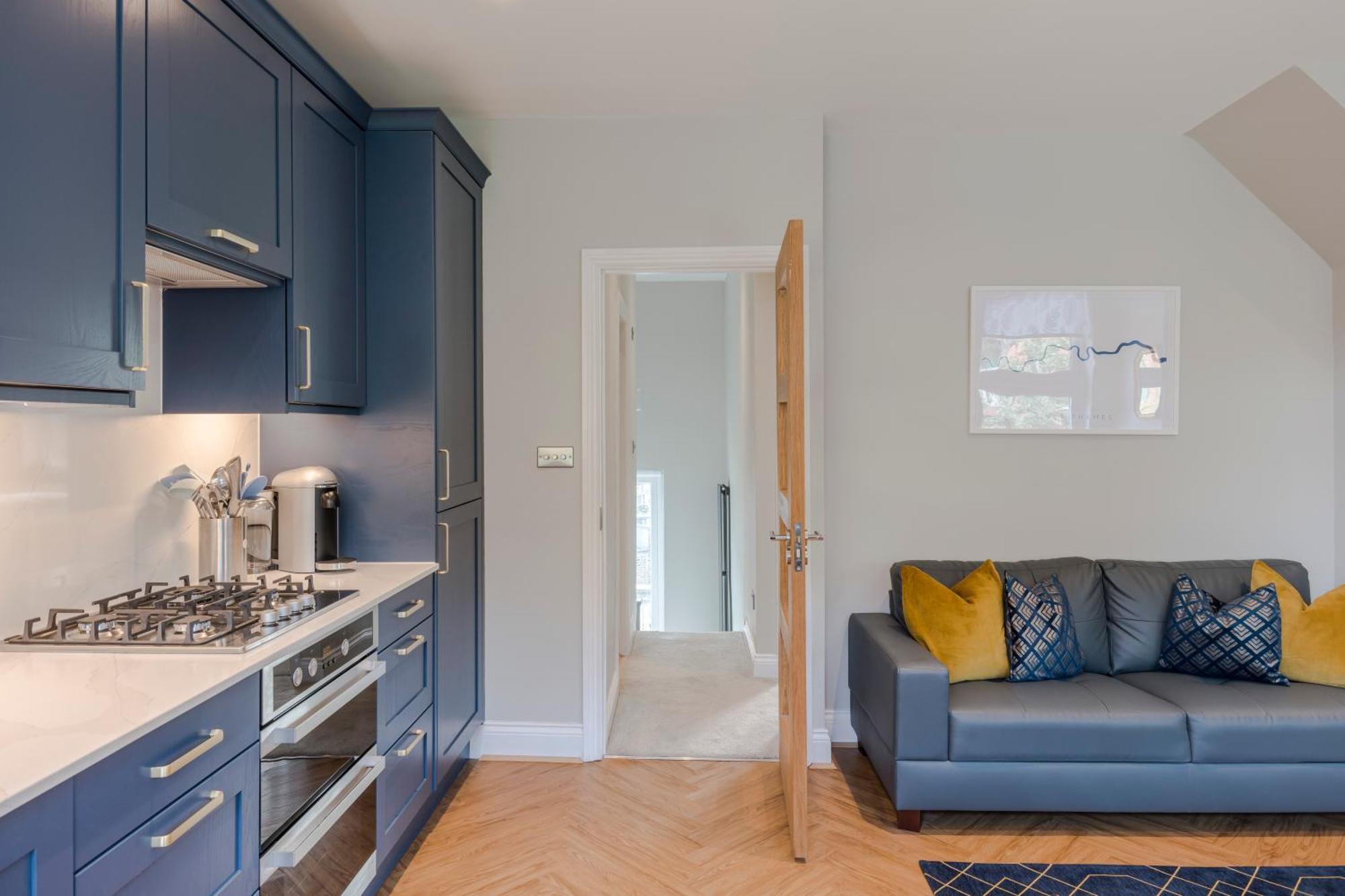 Stunning 3 Bed Duplex Apartment In The Heart Of West Hampstead Londres Exterior foto