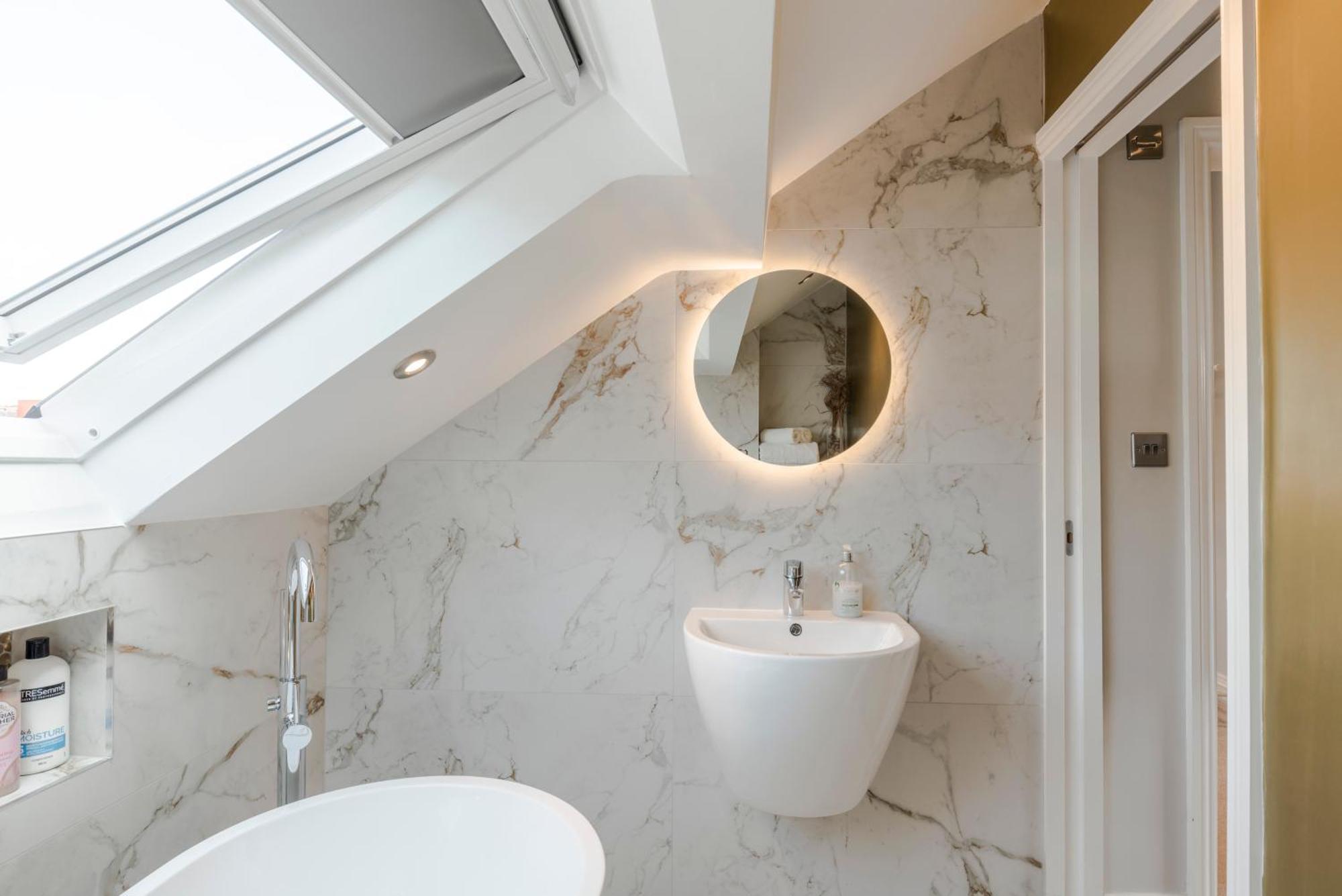 Stunning 3 Bed Duplex Apartment In The Heart Of West Hampstead Londres Exterior foto